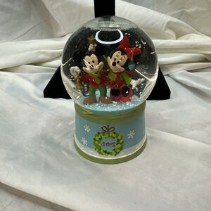 2012, Mickey and Minnie, Ringing the Bell, IOB